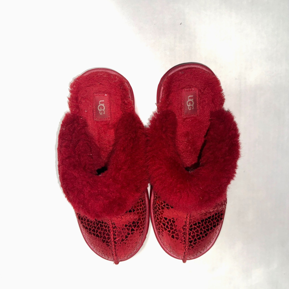UGG Girl 5 Slippers Cozy II Gel Hearts Loungewear Comfy Warm Cozy Holiday - Picture 1 of 5